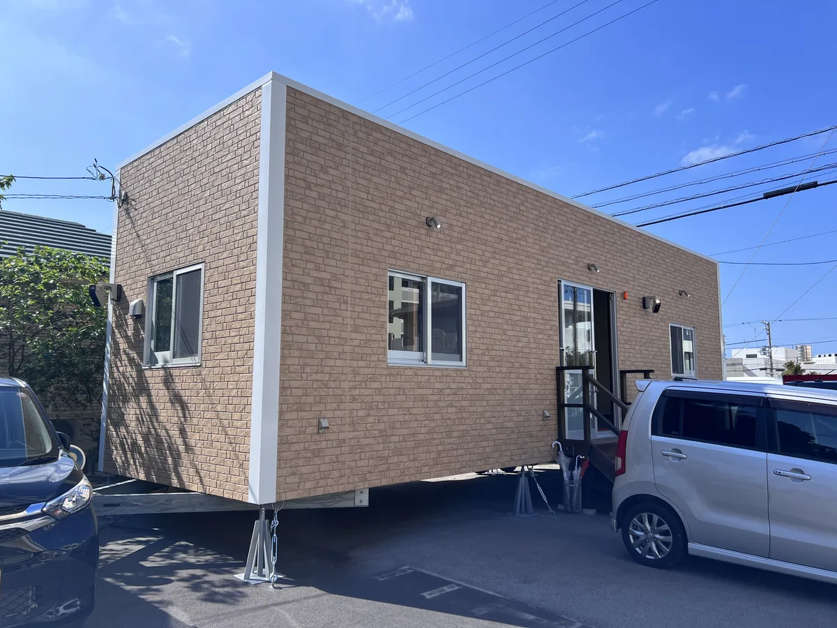 ガッツレンタカー の施工事例 1